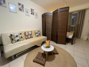 Urban Deca Homes Manila Rustic Cozy Staycation